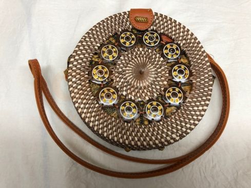 Rotan damestas bruin, 18 cm rond, met schouderband