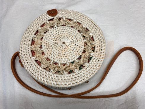 Rotan damestas wit - wit, 20 cm rond, met schouderband