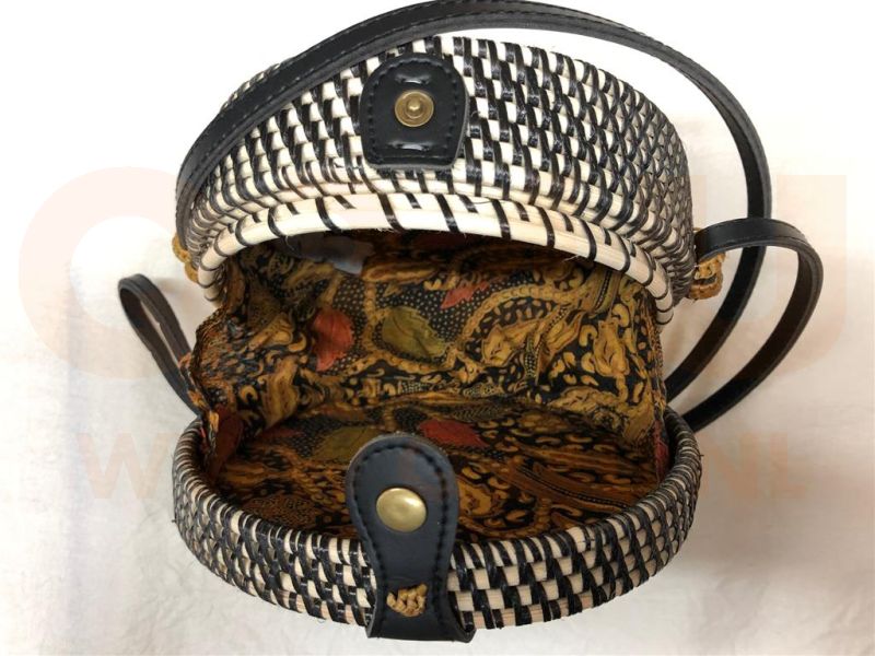 Rotan damestas zwart - wit, 18 cm rond, met schouderband