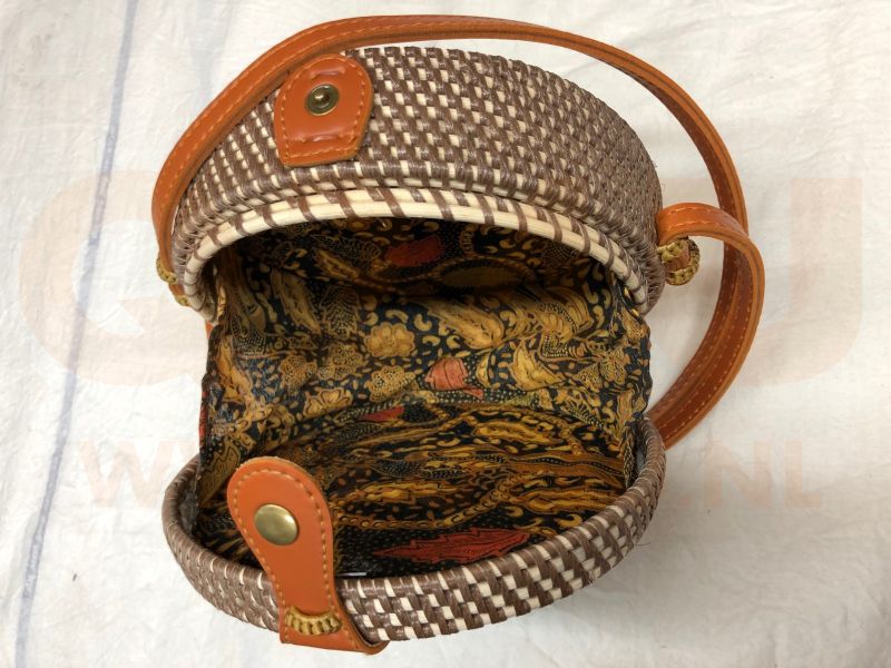 Rotan damestas bruin, 18 cm rond, met schouderband