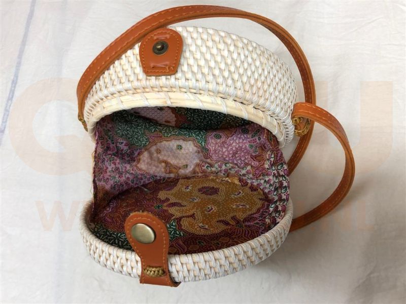 Rotan damestas wit - met roos, 18 cm rond, met schouderband