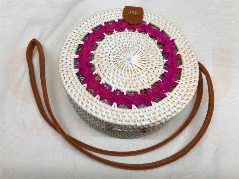 Rotan damestas wit - roze, 18 cm rond, met schouderband