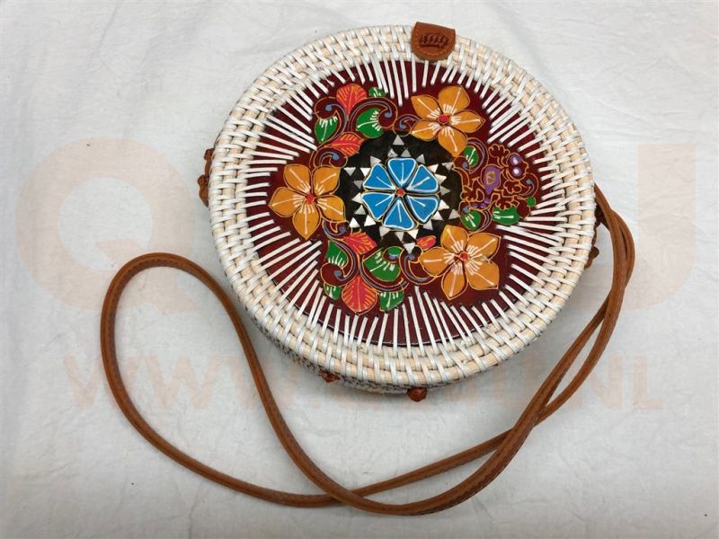 Rotan damestas wit - met houten inleg, 20 cm rond, met schouderband