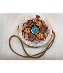 Rotan damestas wit - met houten inleg, 20 cm rond, met schouderband